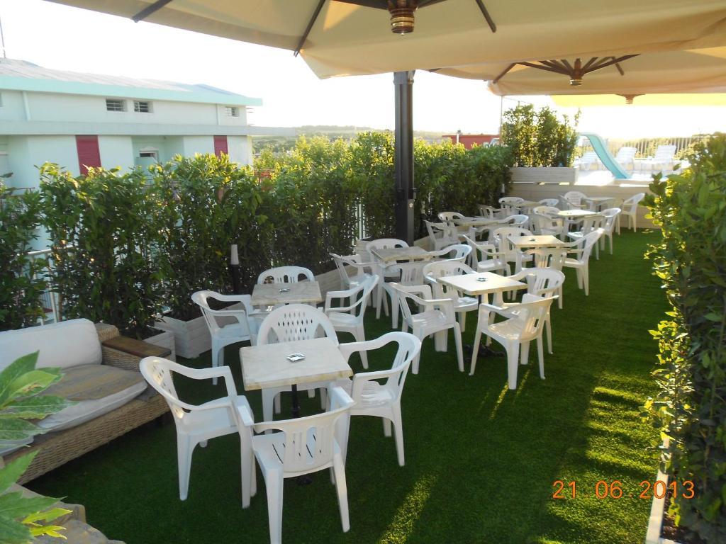 Ciccio Hotel Misano Adriatico Zewnętrze zdjęcie