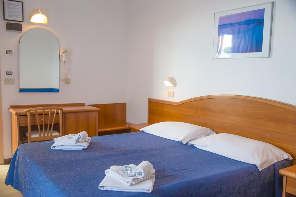Ciccio Hotel Misano Adriatico Zewnętrze zdjęcie