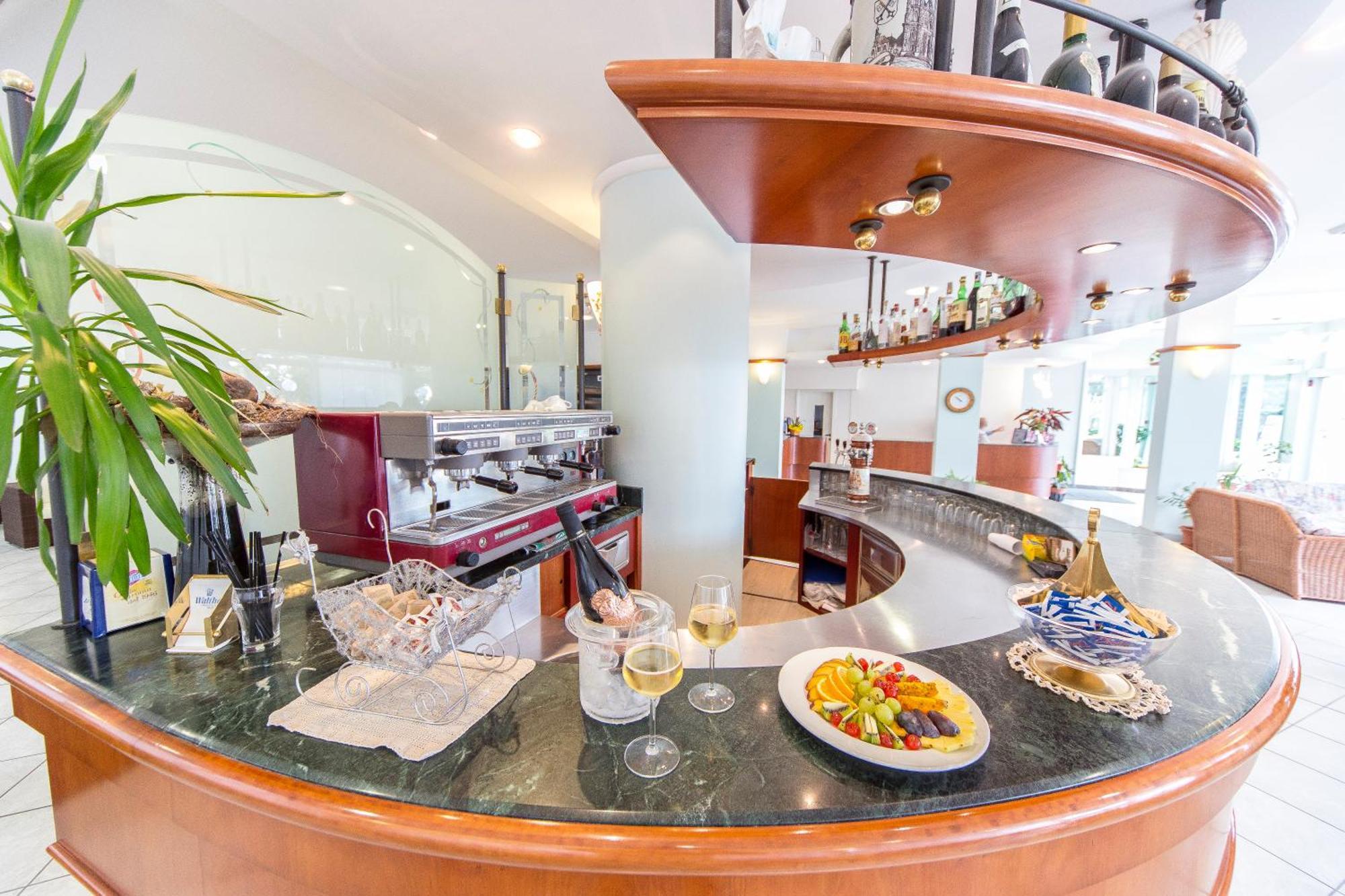 Ciccio Hotel Misano Adriatico Zewnętrze zdjęcie